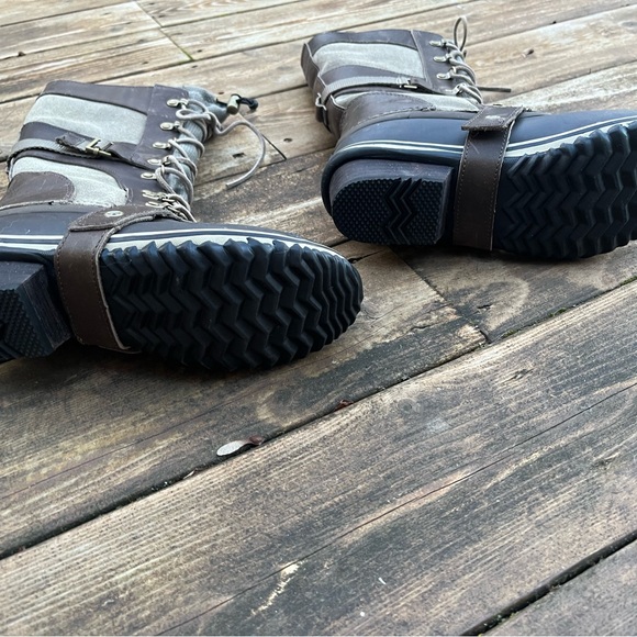 Sorel Conquest Carly Boots featured in The Hunter Games! Forest Green Size 8 - Picture 2 of 11